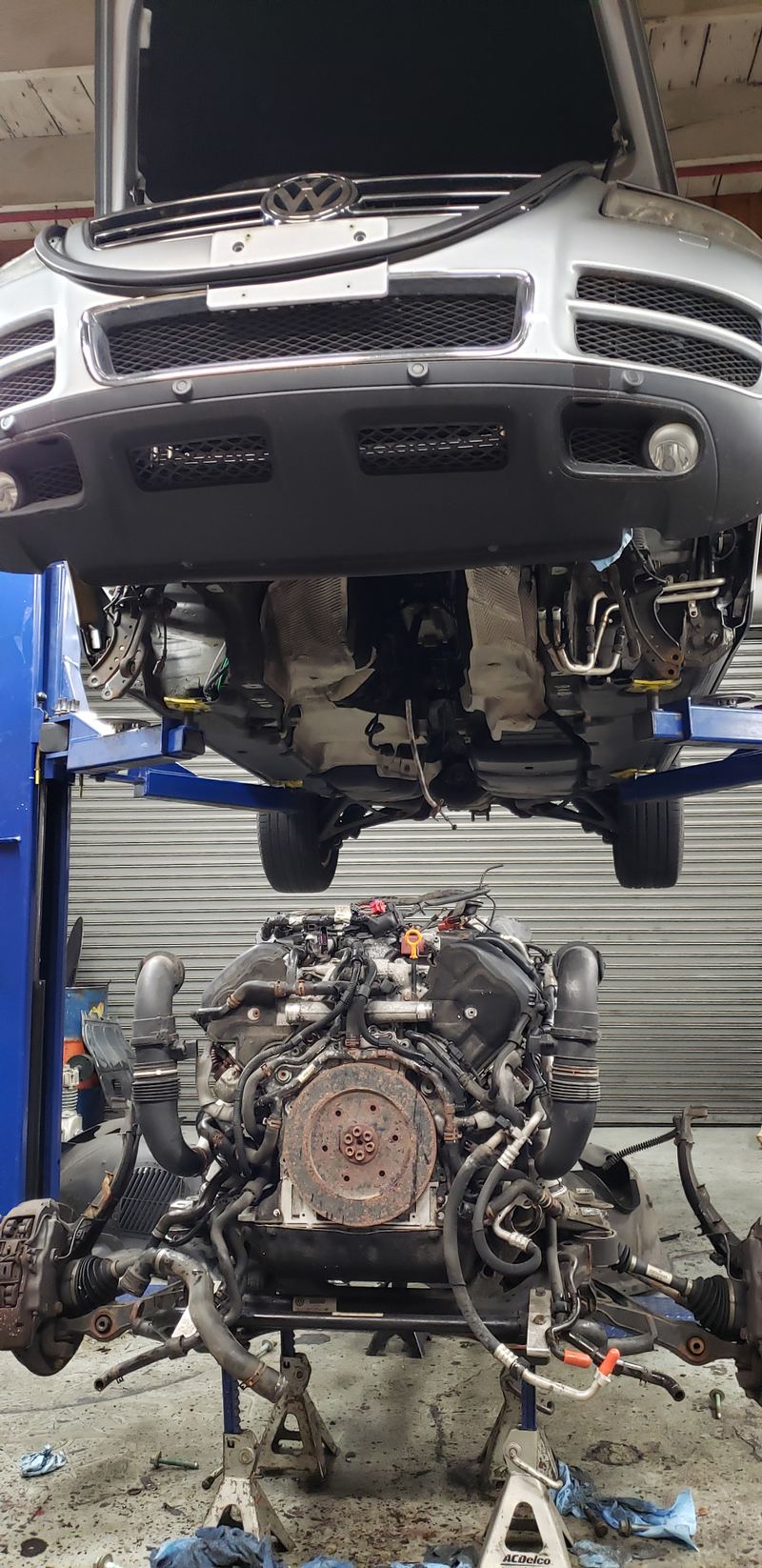 Illustration for article titled The Touareg V10 fix up begins
